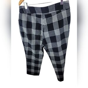 Worthington plaid pants plus size black and white 16 petite